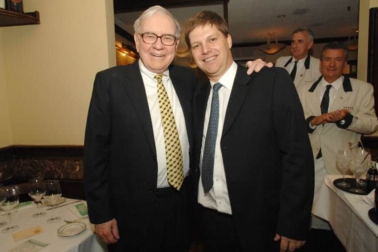 Warren Buffett và Guy Spier